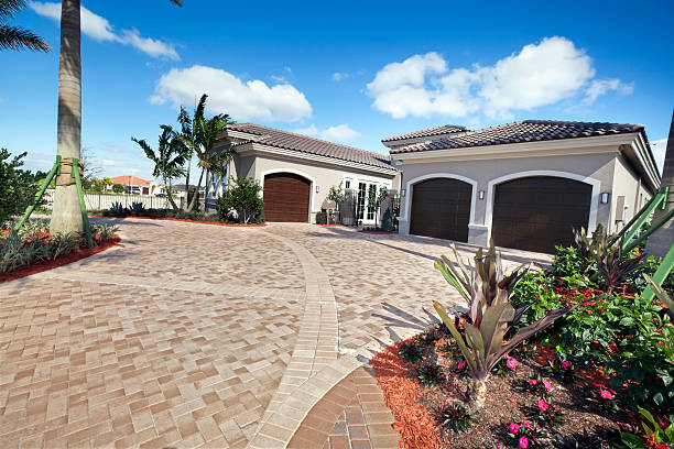 Best Best Driveway Pavers  in Lincoln, AR