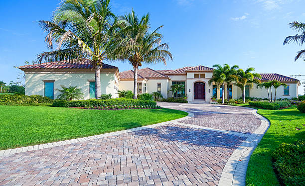Best Affordable Driveway Paving  in Lincoln, AR